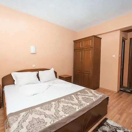 Otel семеен свети георги Sandanski