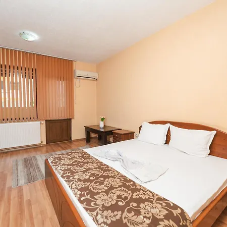 Otel семеен свети георги