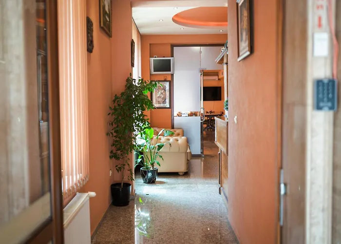 Hotel семеен свети георги 3*