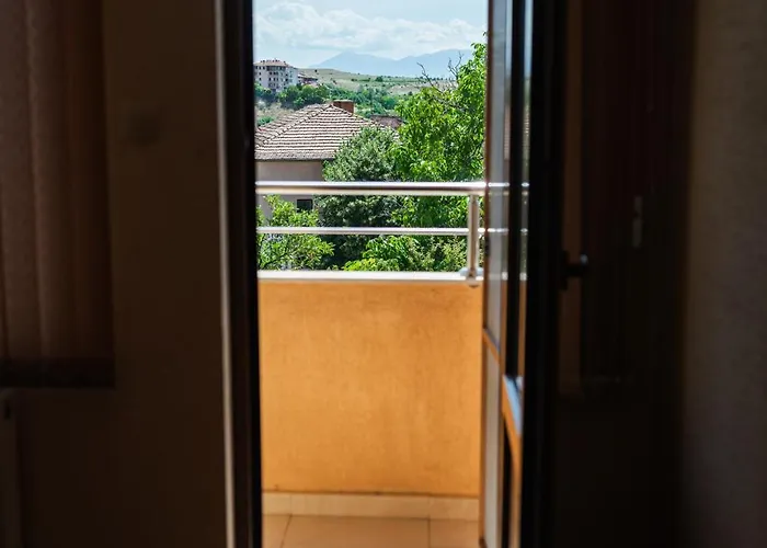 семеен свети георги 3* Sandanski